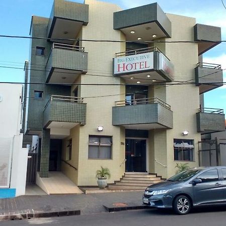Big Executive Hotel Araguari Ngoại thất bức ảnh